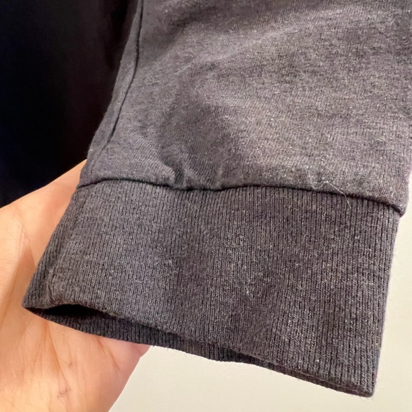 04. Patagonia Long Sleeve Logo Shirt - Picture 7 of 10